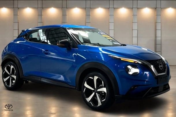 2023 Nissan JUKE ST-L in Blue
