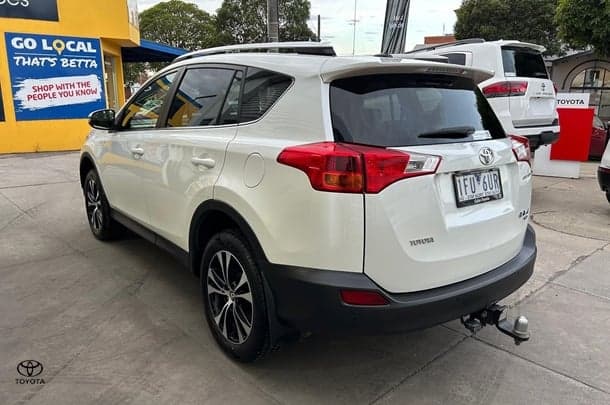 2015 Toyota RAV4 Cruiser-AWD in White