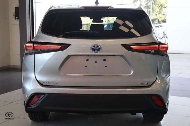 2024 Toyota Kluger GX AWD in Silver