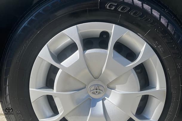 2021 Toyota Hiace Base in White
