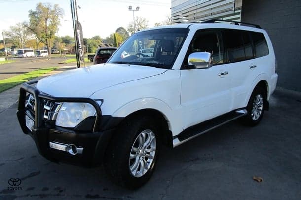 2019 Mitsubishi Pajero GLX in White