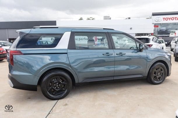 2024 Kia Carnival S in Astra Blue