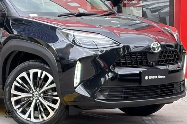 2021 Toyota Yaris Cross Urban in Black