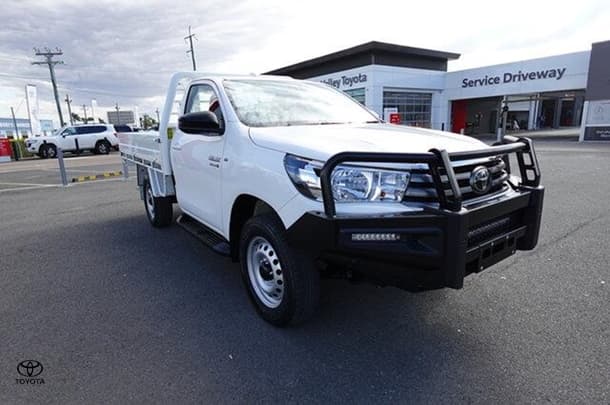 2023 Toyota Hilux SR in White