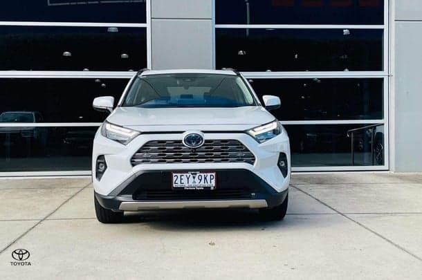 2023 Toyota RAV4 Cruiser 2WD in White