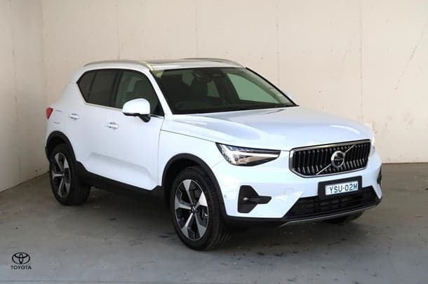 2025 Volvo XC40 Ultra B4 Bright in Other