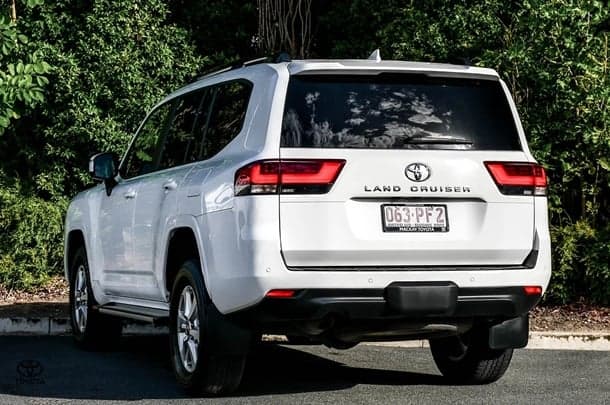 2024 Toyota Landcruiser GXL in White
