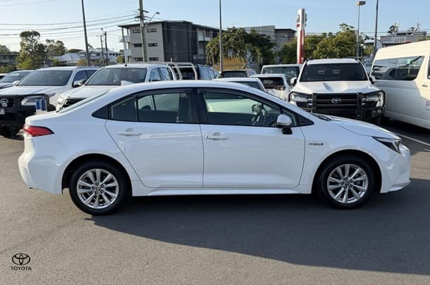 2023 Toyota Corolla Ascent Sport Hybrid in White
