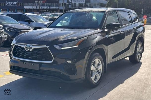 2024 Toyota Kluger GX AWD in Black
