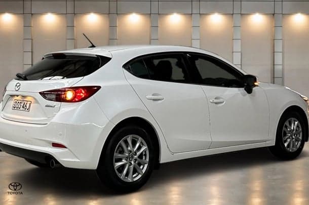 2017 Mazda 3 Maxx in White