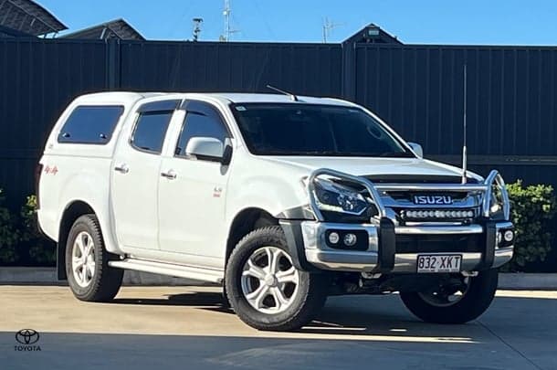 2017 Isuzu D-MAX LS-M in White