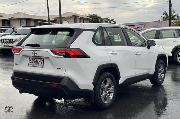 2024 Toyota RAV4 GX in White
