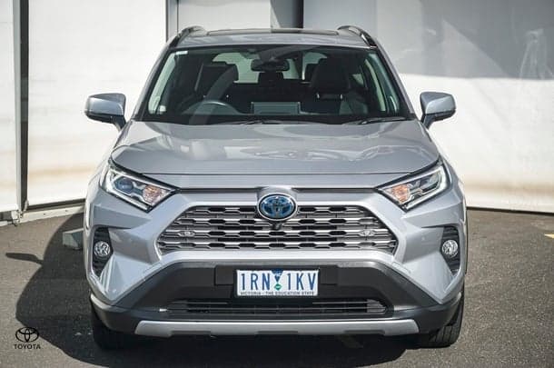 2020 Toyota RAV4 Cruiser in Silver