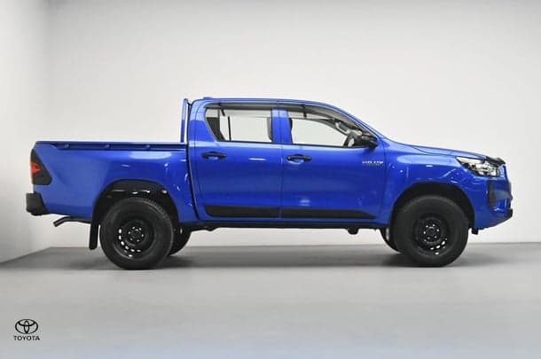 2024 Toyota Hilux Workmate in Blue