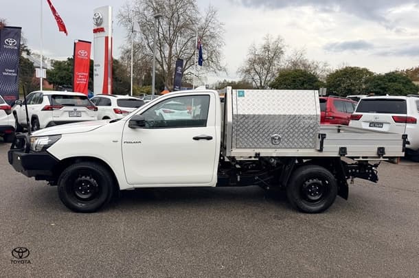 2021 Toyota Hilux Workmate in White