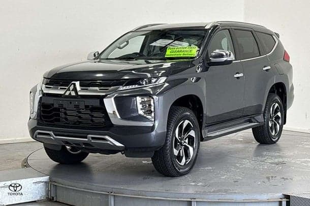 2024 Mitsubishi Pajero Sport GLS in Grey