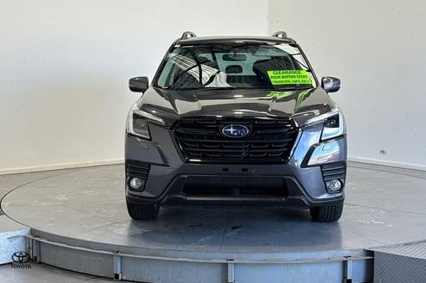 2023 Subaru Forester 2.5i in Grey