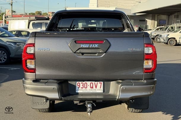 2021 Toyota Hilux Rogue in Silver