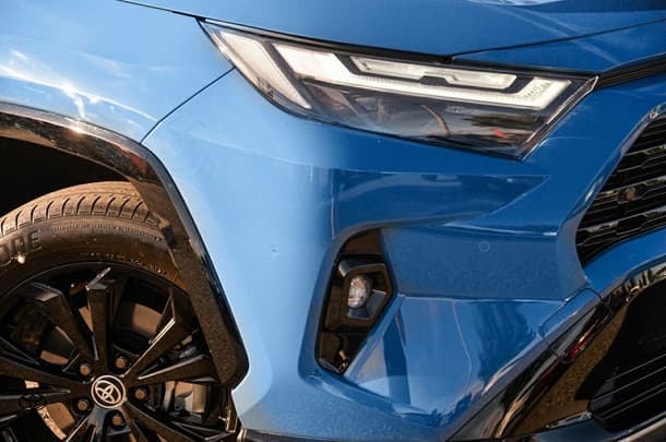 2022 Toyota RAV4 XSE (2WD) in Two Tone Blue