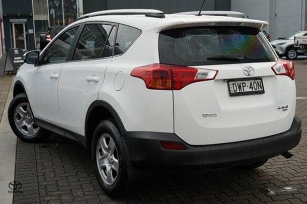 2013 Toyota RAV4 GX in White