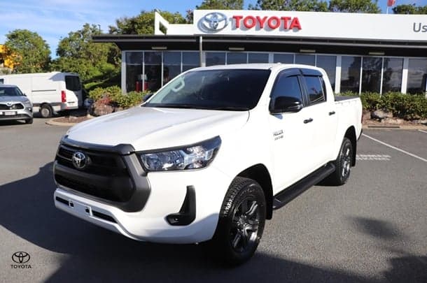 2023 Toyota Hilux SR in White