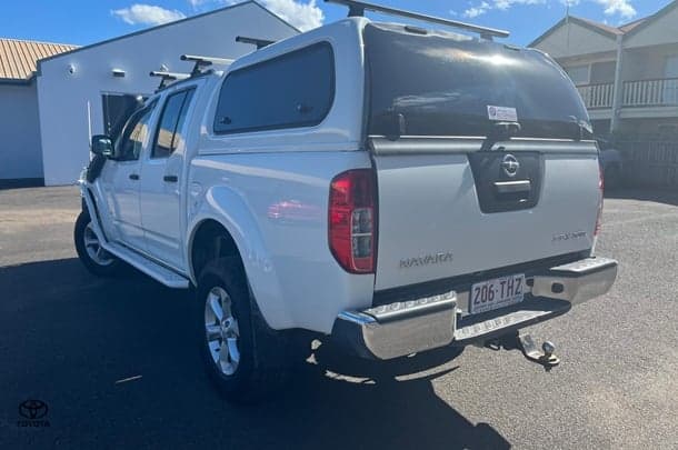 2012 Nissan Navara ST-X in White