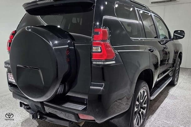 2023 Toyota Landcruiser Prado VX in Black