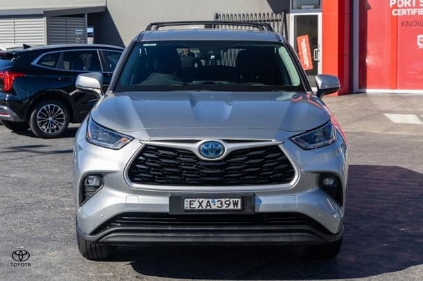 2022 Toyota Kluger GX in Silver