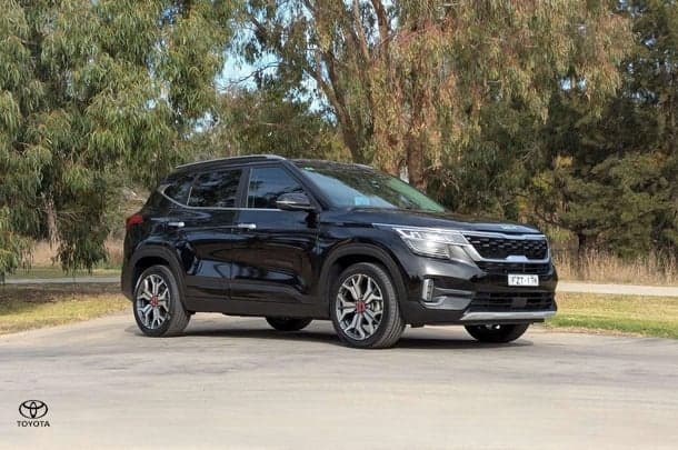 2022 Kia Seltos GT-Line in Black