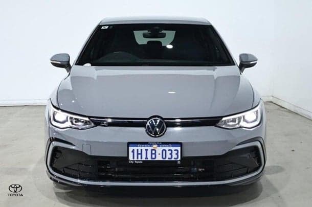 2021 Volkswagen Golf 110TSI R-Line in Grey