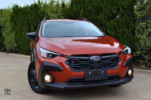 2024 Subaru Crosstrek 2.0L in Orange