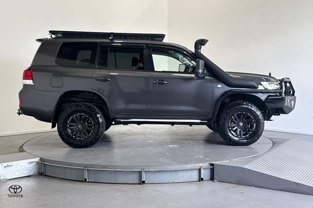 2021 Toyota Landcruiser GXL in Grey