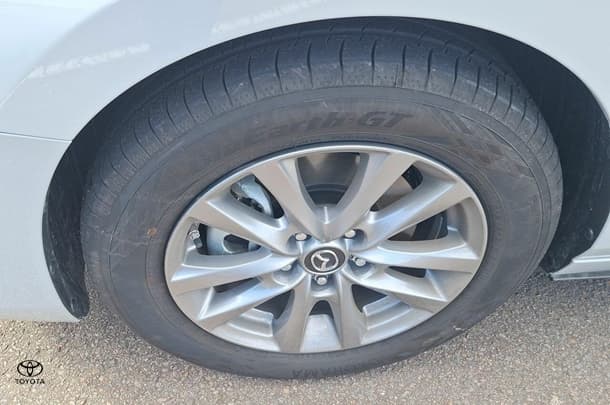 2025 Mazda 3 G20 Pure in Grey