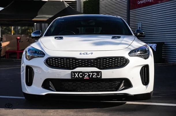 2022 Kia Stinger GT in White