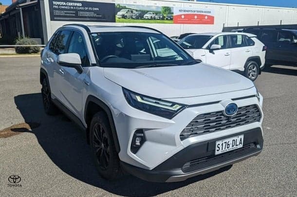 2023 Toyota RAV4 Cruiser 2WD in White