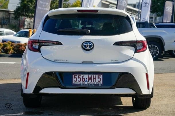 2024 Toyota Corolla Ascent Sport in White