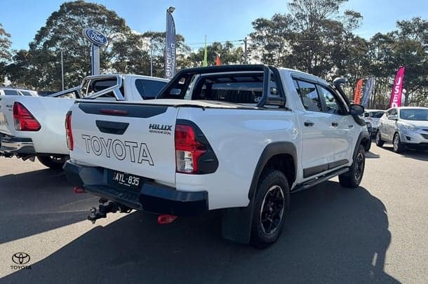 2018 Toyota Hilux Rugged X in White