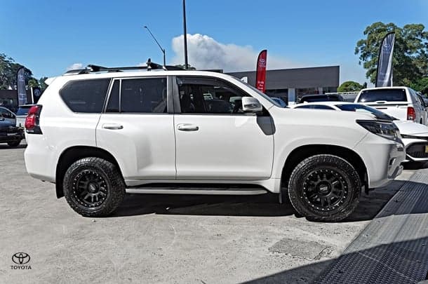 2023 Toyota Landcruiser Prado Kakadu in White