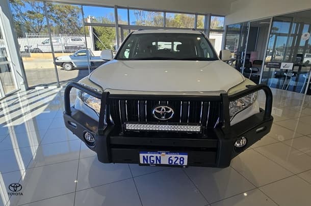 2013 Toyota Landcruiser Prado GXL in White