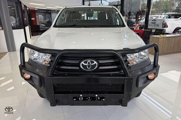 2016 Toyota Hilux Workmate in White