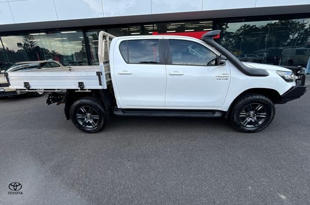 2022 Toyota Hilux SR in White