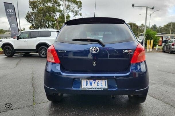 2006 Toyota Yaris YRX in Blue
