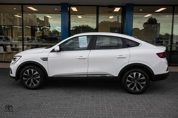 2023 Renault Arkana Zen in White
