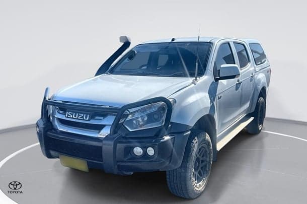 2017 Isuzu D-MAX LS-M in White