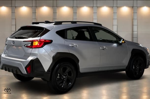 2025 Subaru Crosstrek 2.0L in Silver