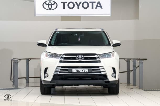 2019 Toyota Kluger Grande in White