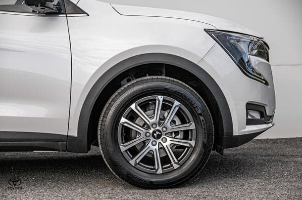 2025 Mahindra XUV700 AX7L in Other