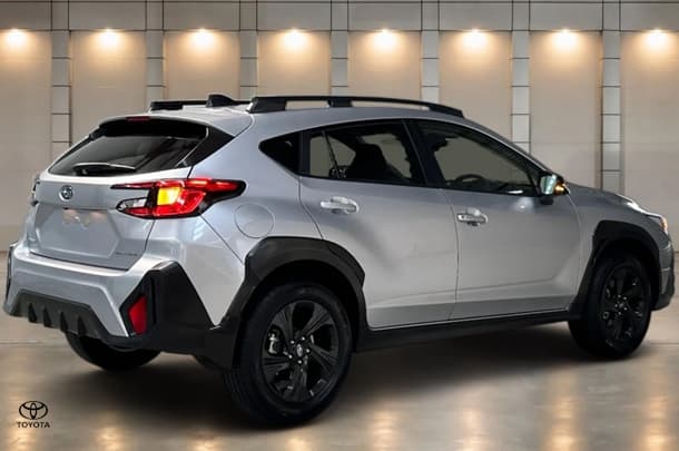 2025 Subaru Crosstrek 2.0L in Silver
