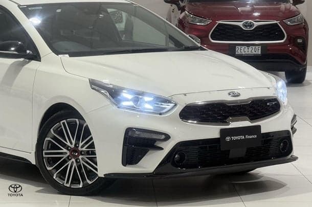 2021 Kia Cerato GT in White