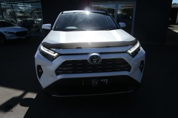 2022 Toyota RAV4 Cruiser in White